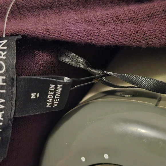 NWT 41 Hawthorn  Long Sleeve Rich Burgundy Top Sz. M - Picture 13 of 15